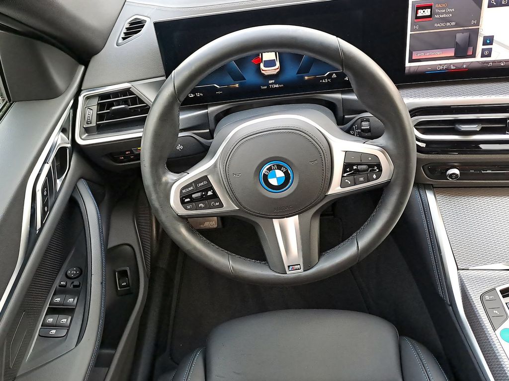 BMW i4 2023