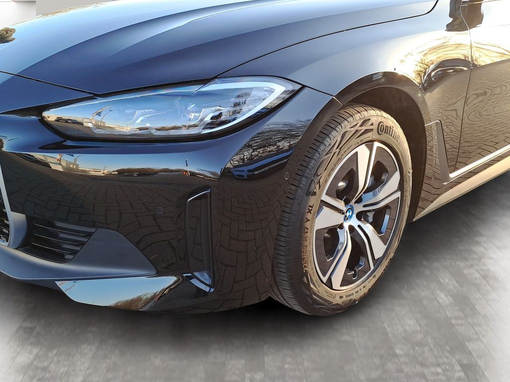 BMW i4 2023