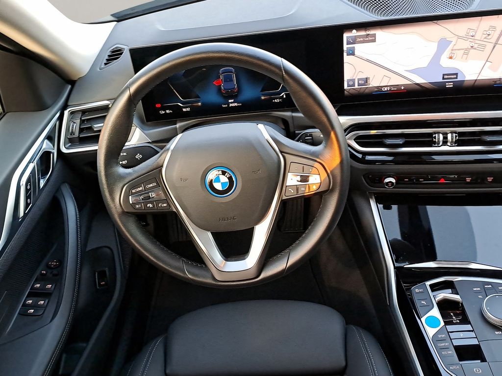 BMW i4 2023