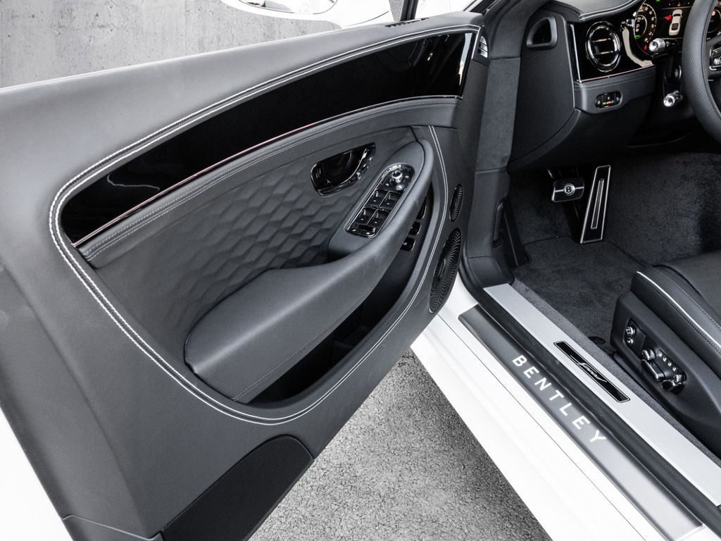 Bentley Continental GT 2025