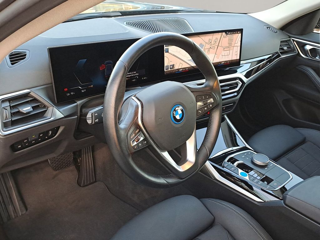 BMW i4 2023