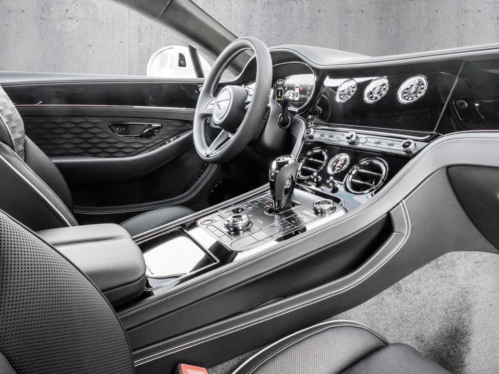 Bentley Continental GT 2025