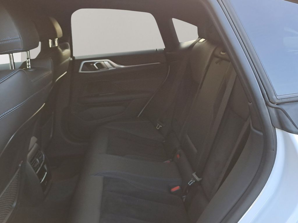 BMW i4 2023