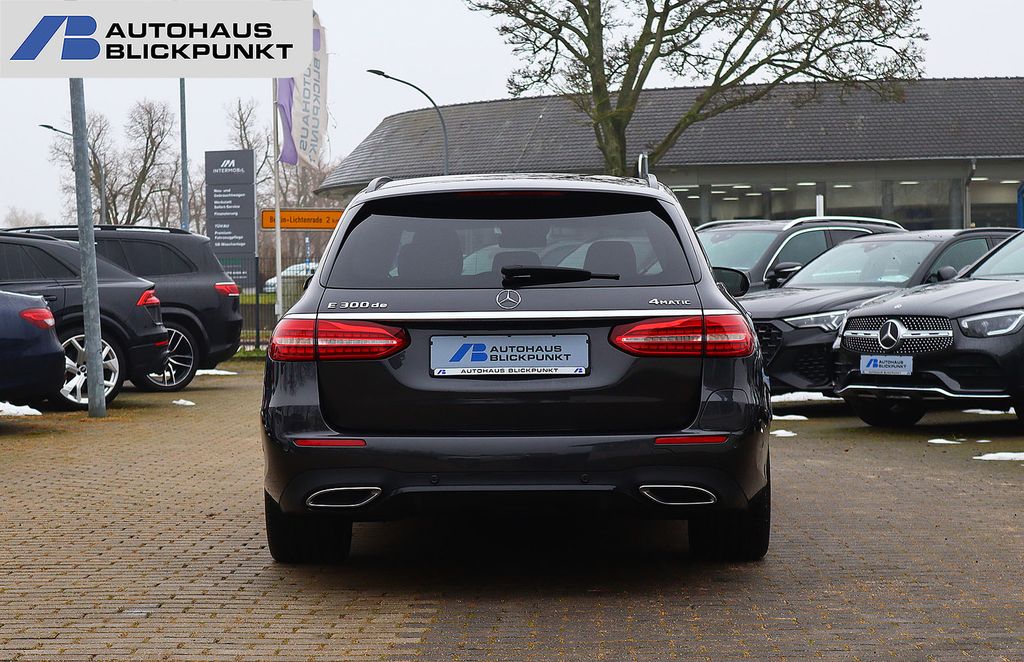 Mercedes-Benz E 300 2022