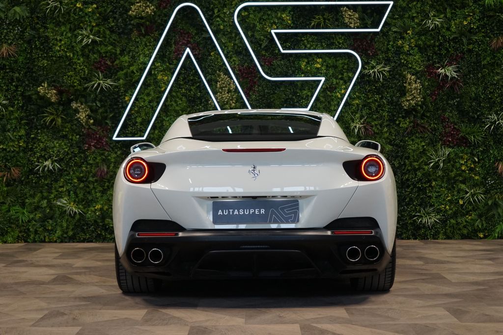 Ferrari Portofino 2021
