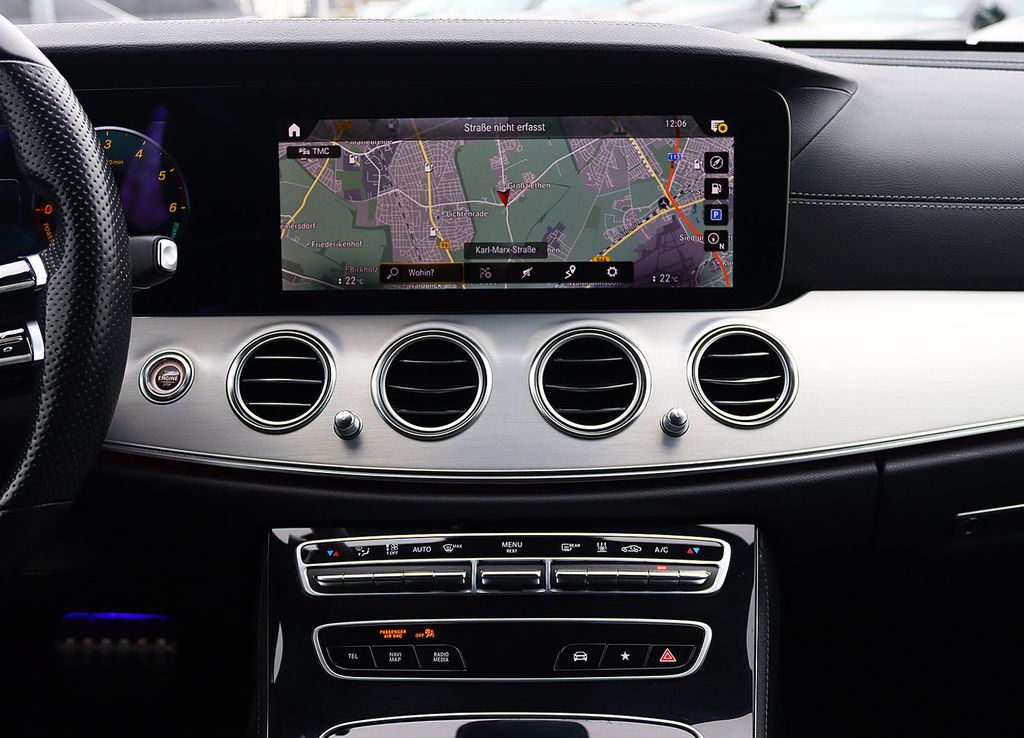 Mercedes-Benz E 300 2022