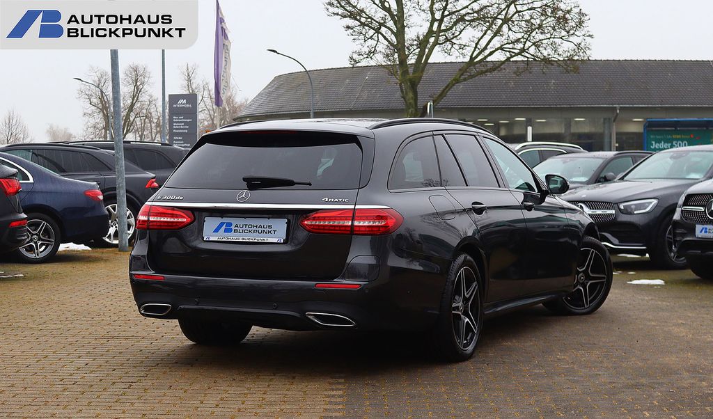 Mercedes-Benz E 300 2022