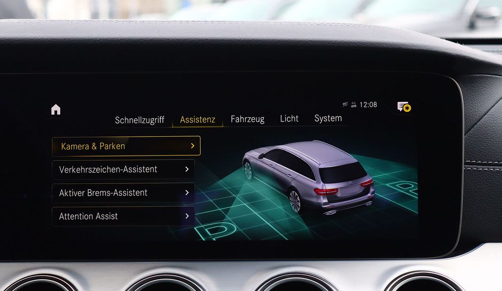 Mercedes-Benz E 300 2022