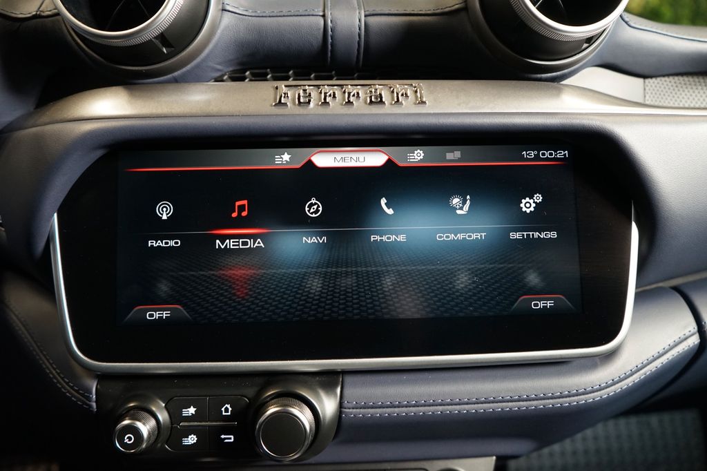 Ferrari Portofino 2021