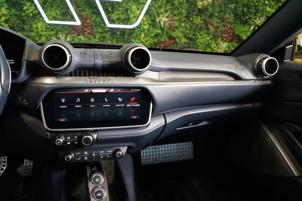 Ferrari Portofino 2021