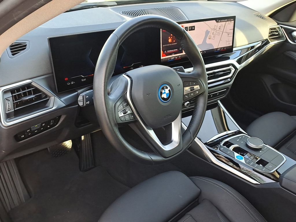 BMW i4 2023