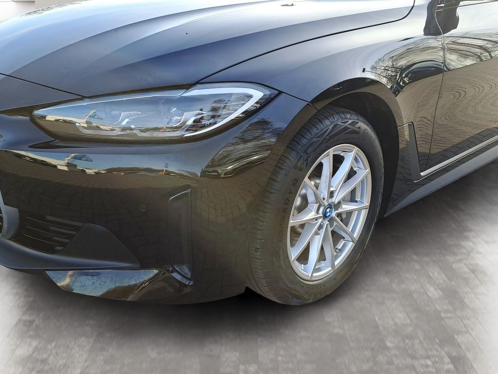 BMW i4 2023