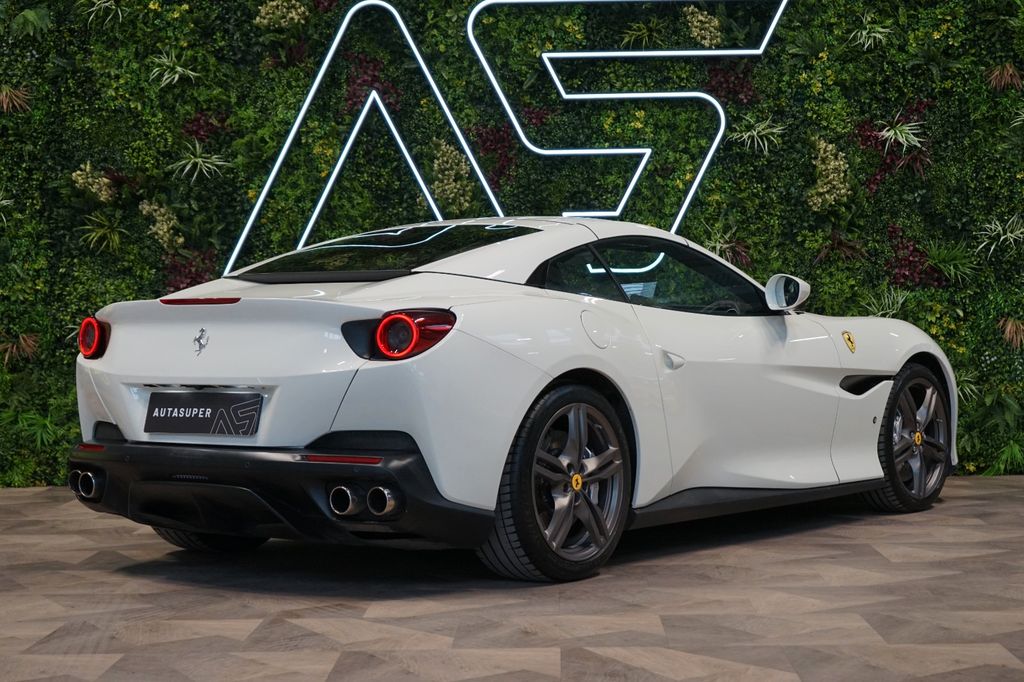 Ferrari Portofino 2021