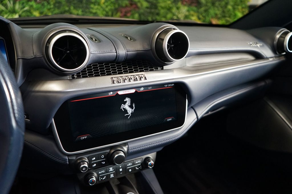 Ferrari Portofino 2021