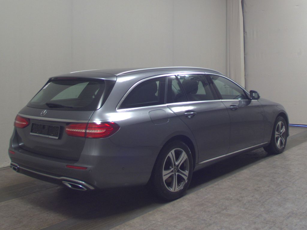 Mercedes-Benz E 220 2019