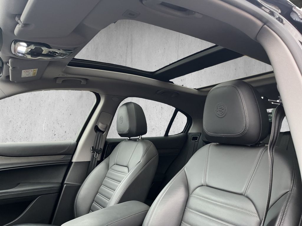 Alfa Romeo Stelvio 2020