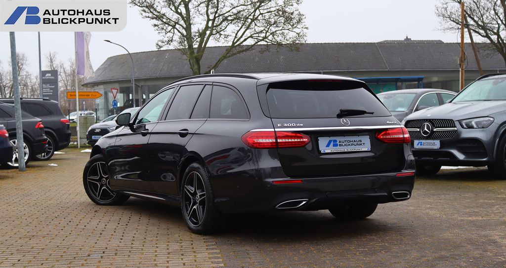 Mercedes-Benz E 300 2022