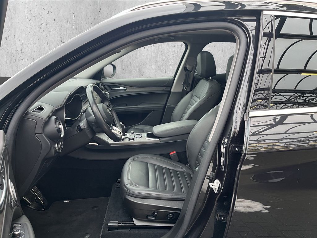 Alfa Romeo Stelvio 2020