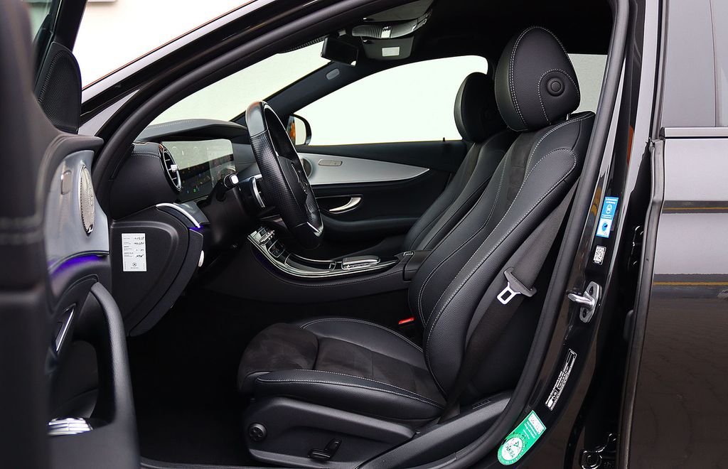 Mercedes-Benz E 300 2022