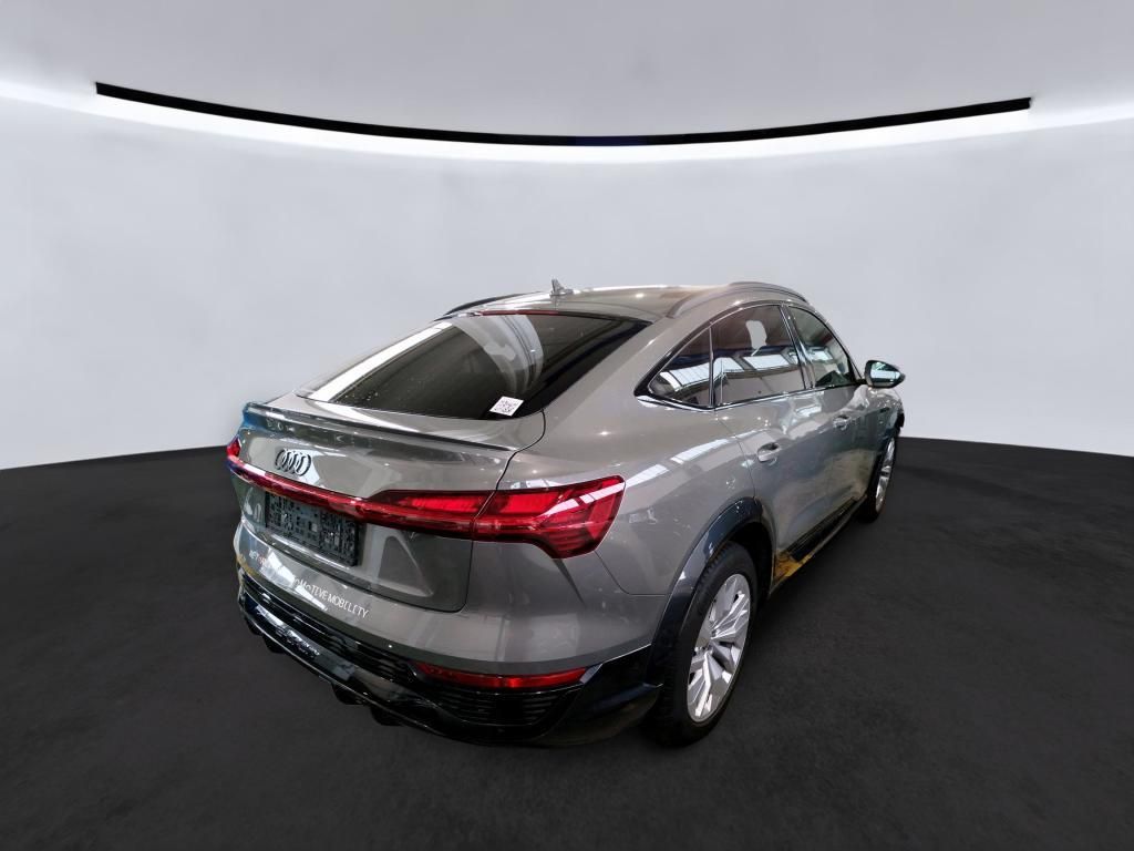 Audi SQ8 e-tron 2024