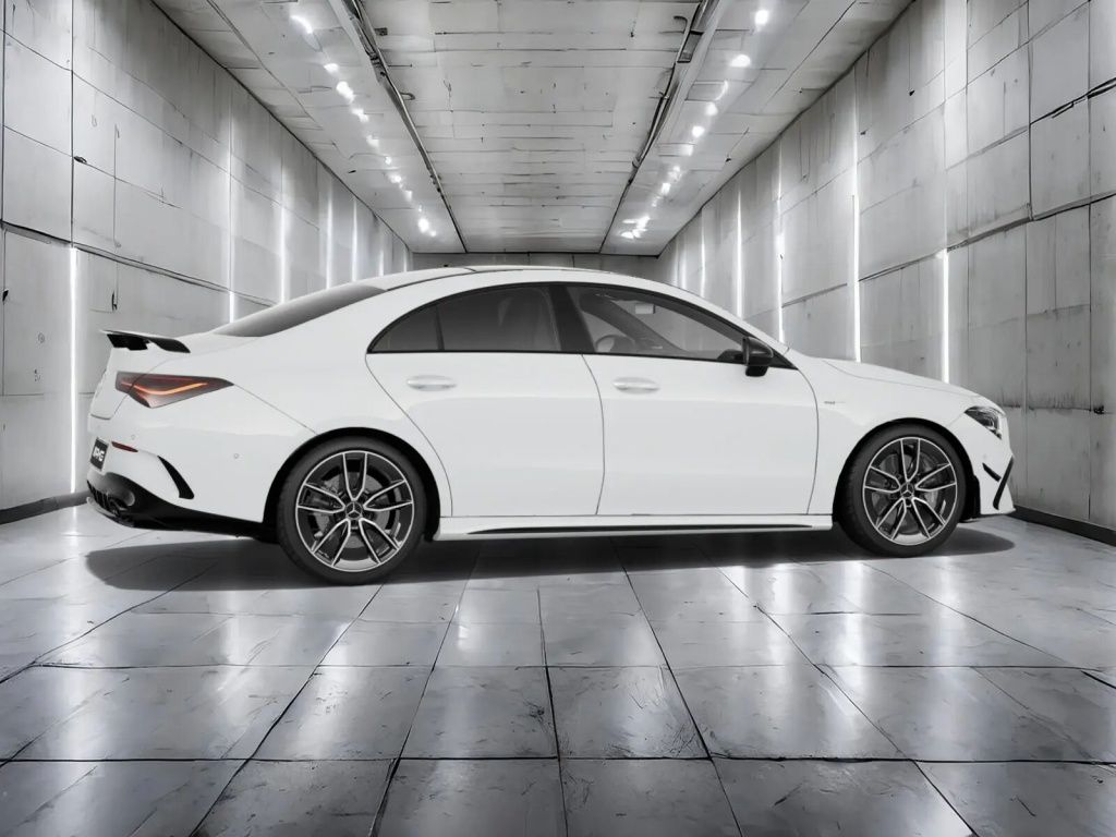 Mercedes-Benz CLA 35 AMG 2024