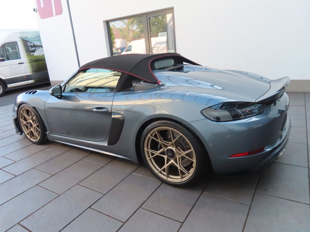 Porsche Boxster 2024