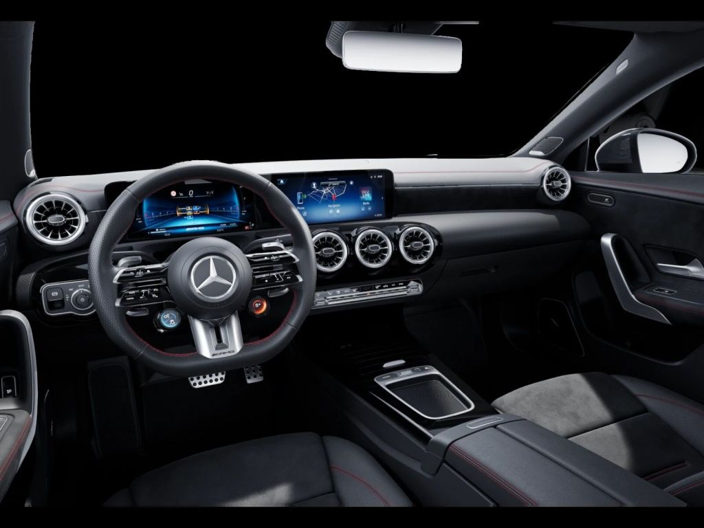 Mercedes-Benz CLA 35 AMG 2024