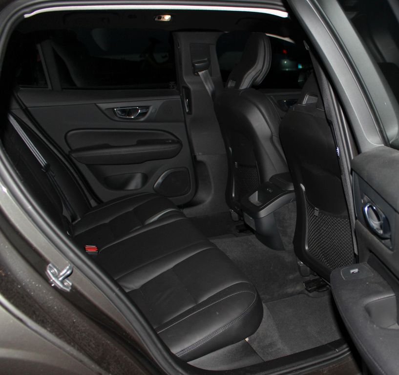 Volvo V60 2020