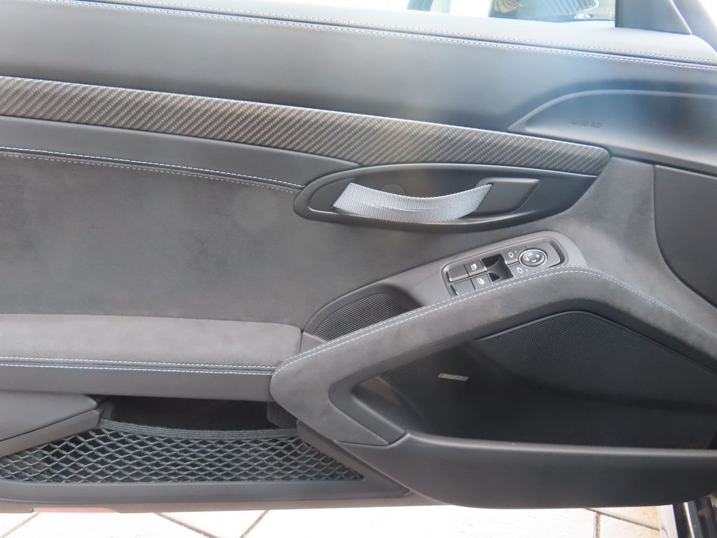 Porsche Boxster 2024