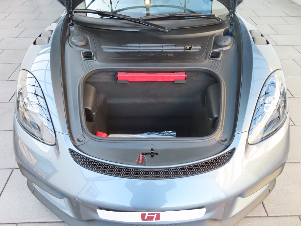 Porsche Boxster 2024