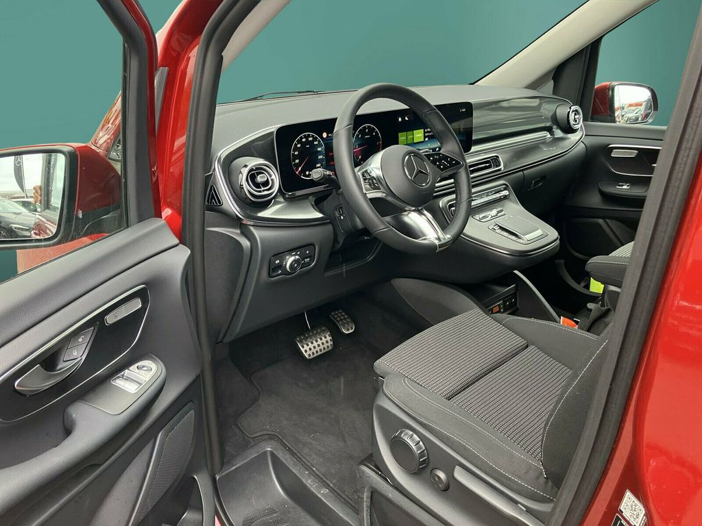 Mercedes-Benz V 220 2024