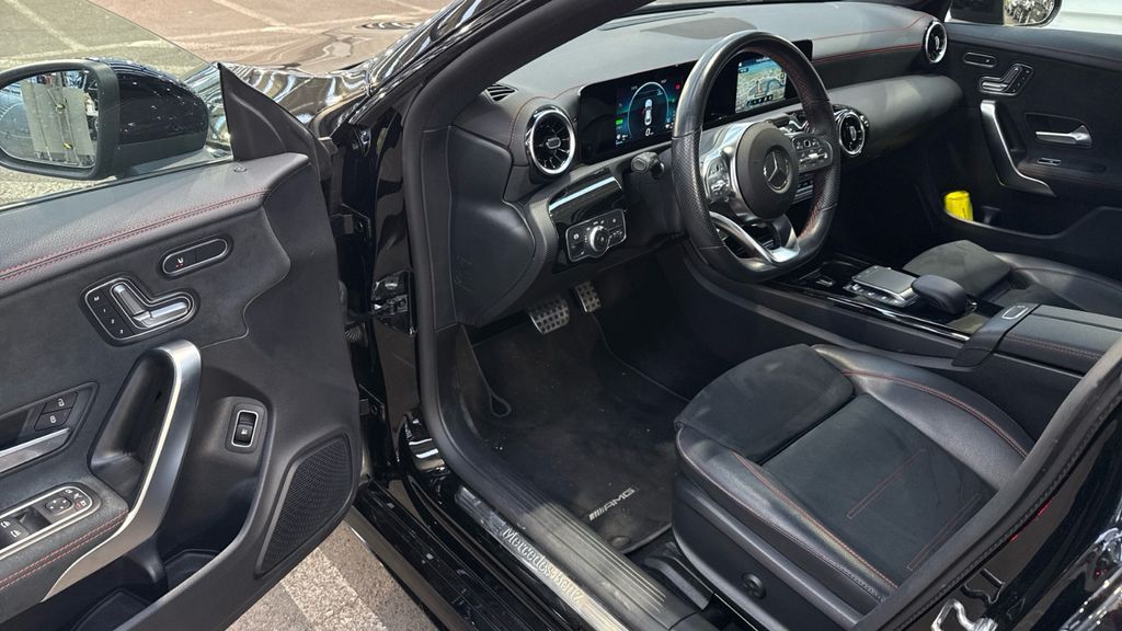 Mercedes-Benz CLA 250 2021