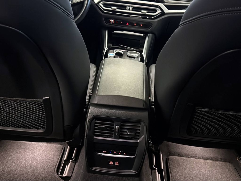 BMW i4 2023