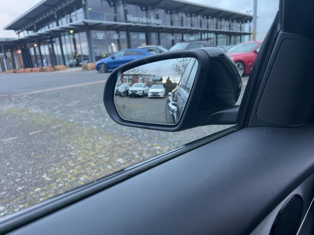 Mercedes-Benz GLC 300 2021