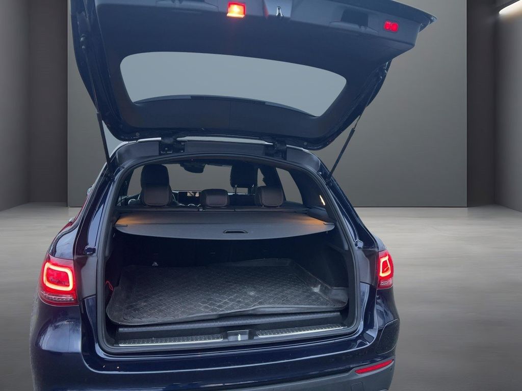 Mercedes-Benz GLC 300 2021