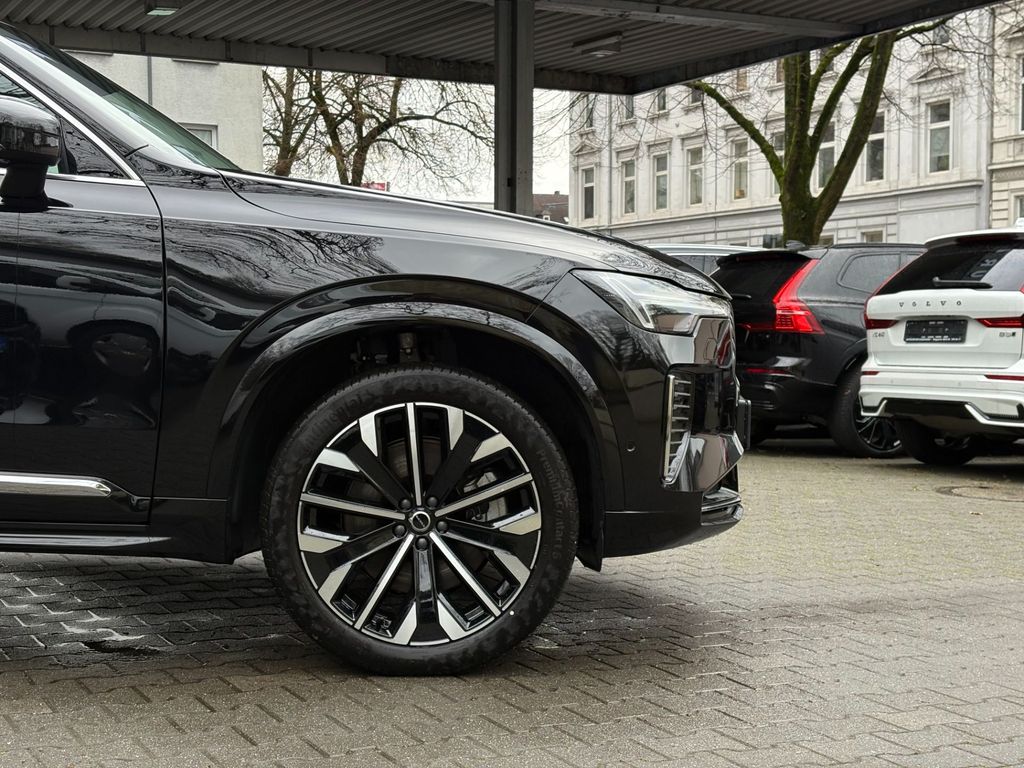 Volvo XC90 2025