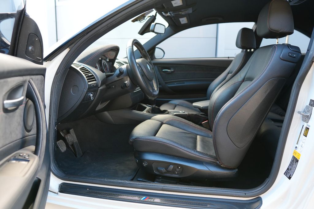 BMW 1er M Coupé 2011