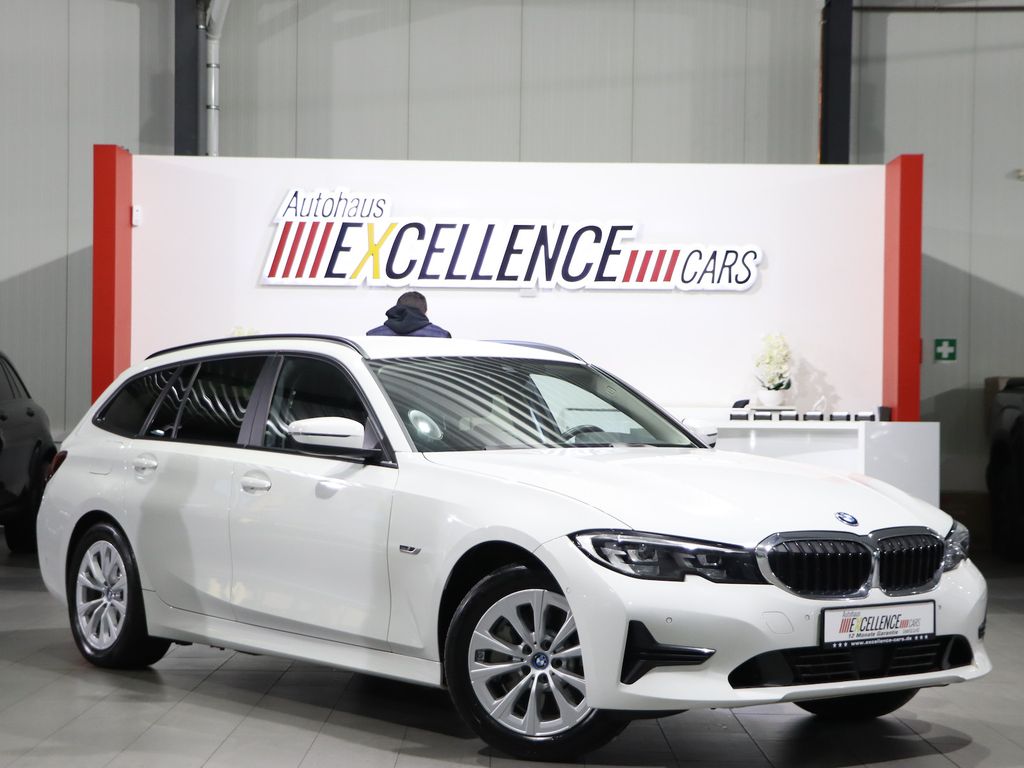 BMW 330 2022