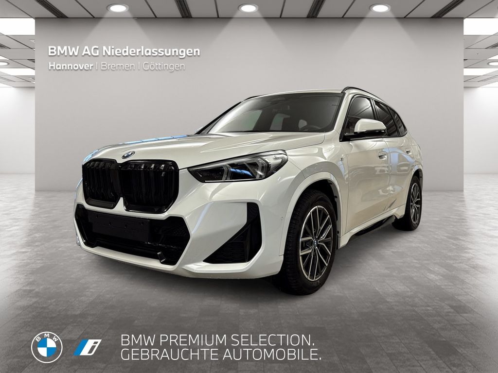 BMW iX1 2023