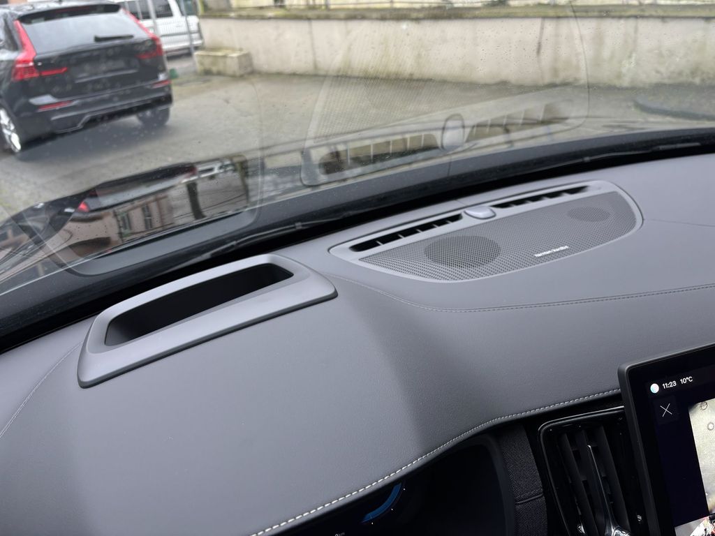 Volvo XC90 2025