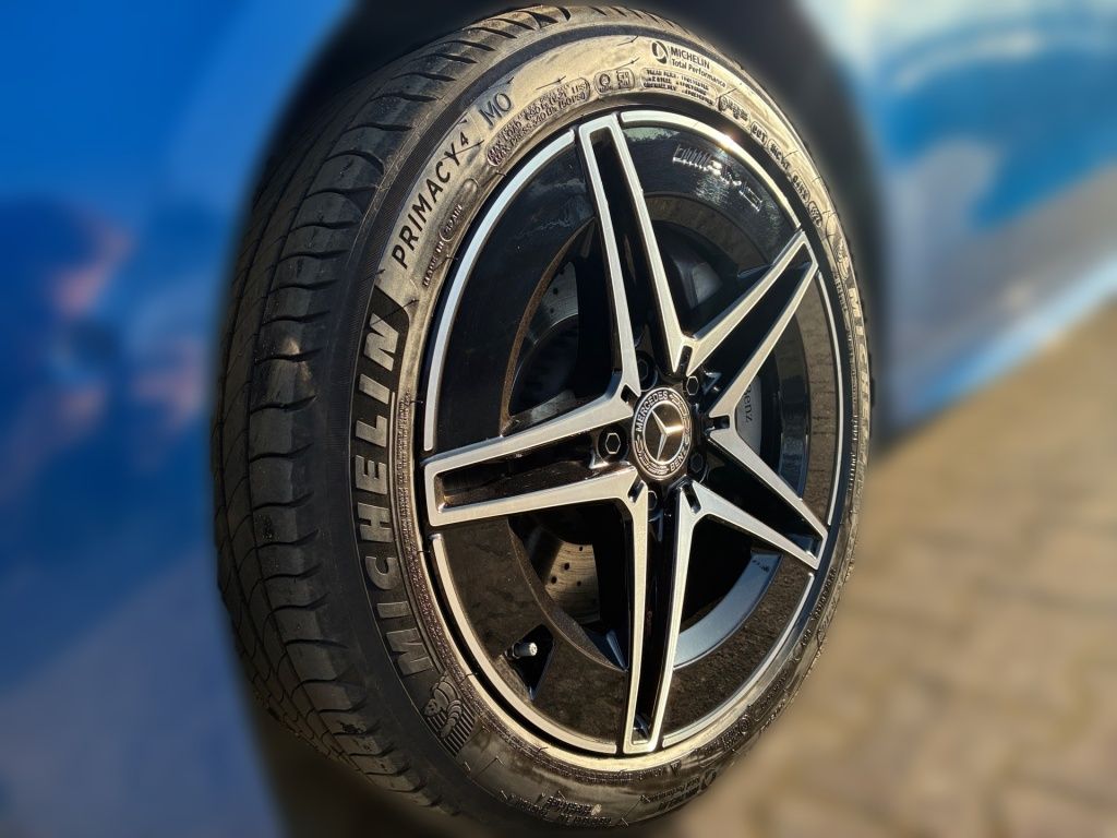 Mercedes-Benz C 300 2024