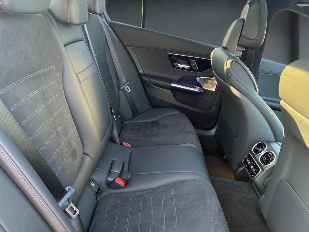 Mercedes-Benz C 300 2024