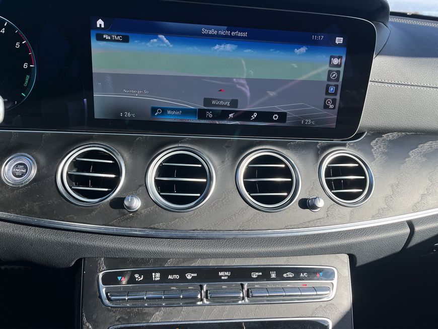 Mercedes-Benz E 300 2021