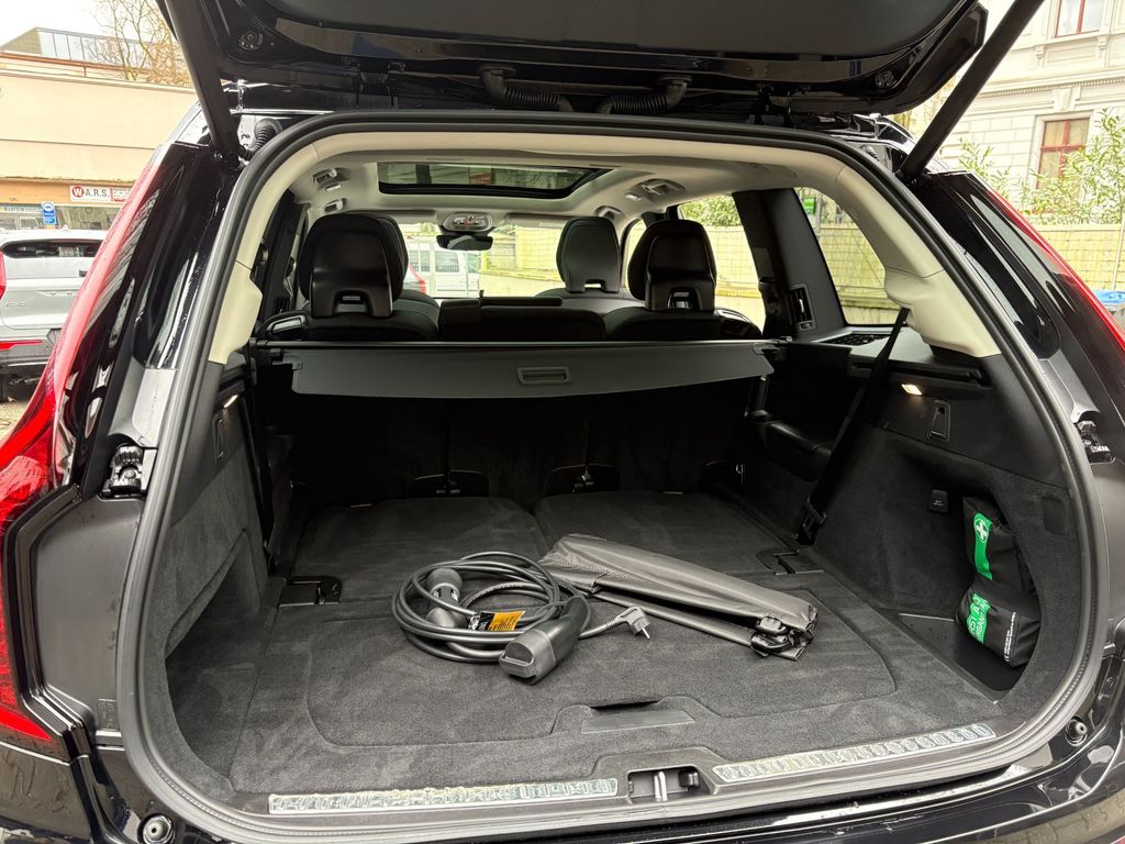 Volvo XC90 2025