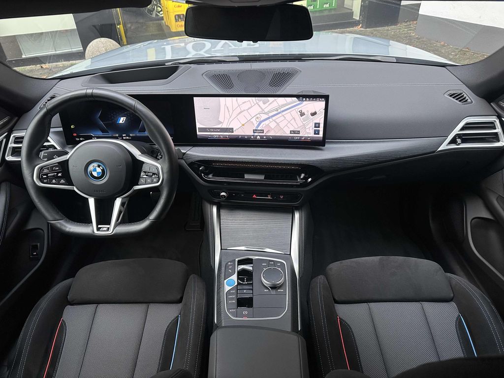 BMW i4 2024