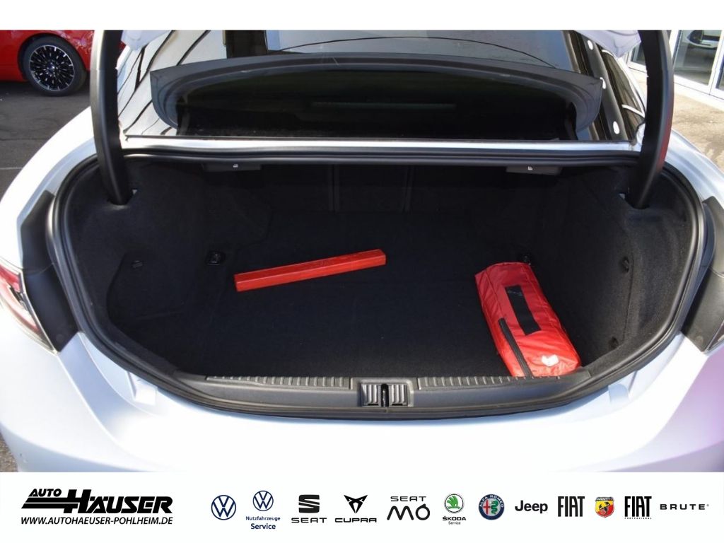 Alfa Romeo Giulia 2023