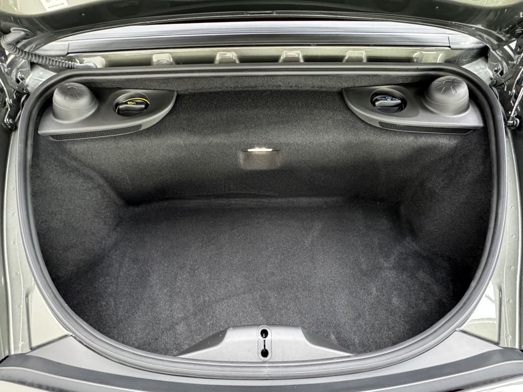 Porsche Boxster 2025