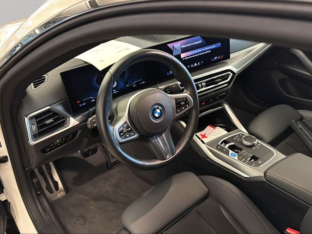 BMW i4 2023