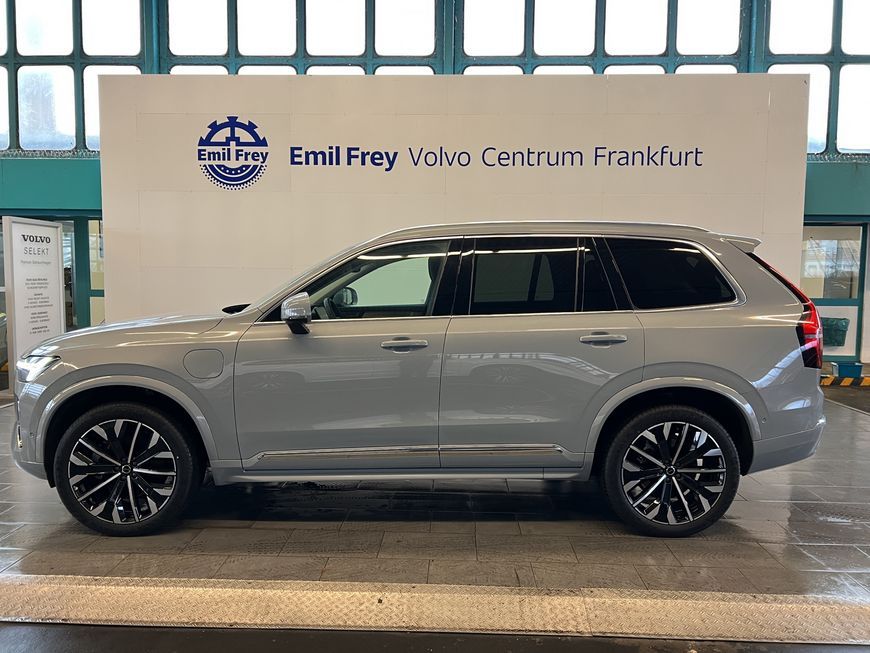 Volvo XC90 2025