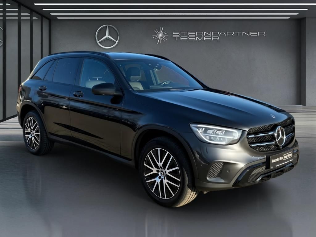 Mercedes-Benz GLC 300 2021